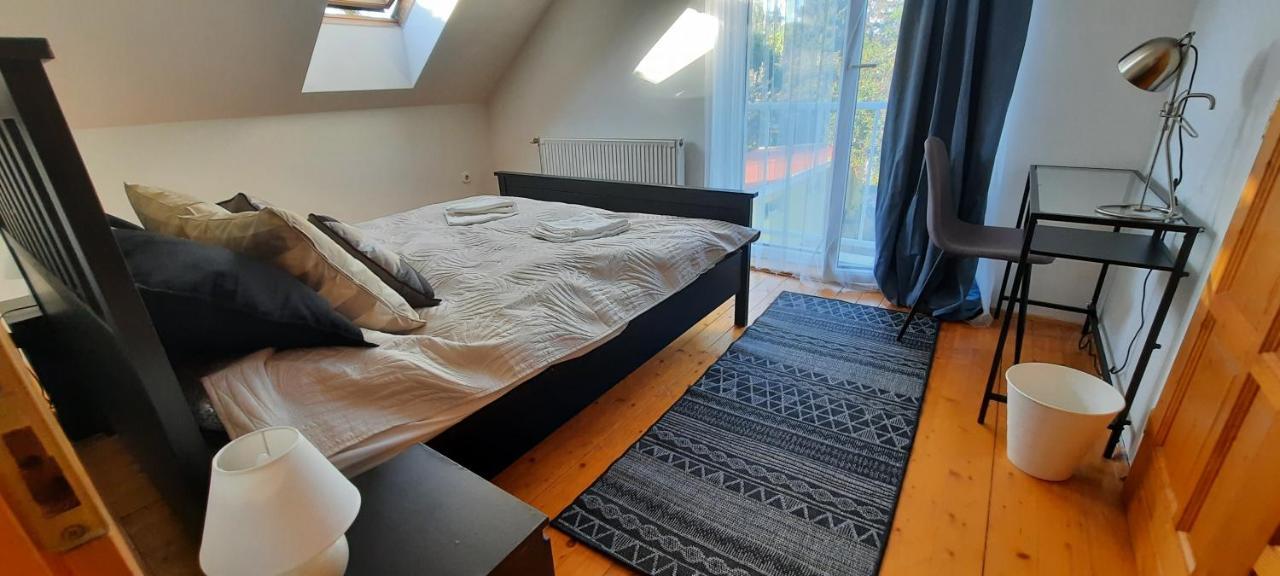 Hi-Bp Garden City Batsanyi Apartment 3 Rooms, Apartment Upstairs Near The City Train With Free Parking Budapest Eksteriør billede