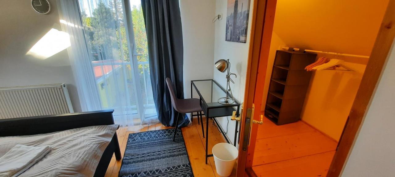Hi-Bp Garden City Batsanyi Apartment 3 Rooms, Apartment Upstairs Near The City Train With Free Parking Budapest Eksteriør billede