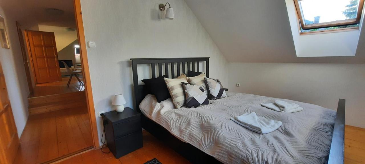 Hi-Bp Garden City Batsanyi Apartment 3 Rooms, Apartment Upstairs Near The City Train With Free Parking Budapest Eksteriør billede