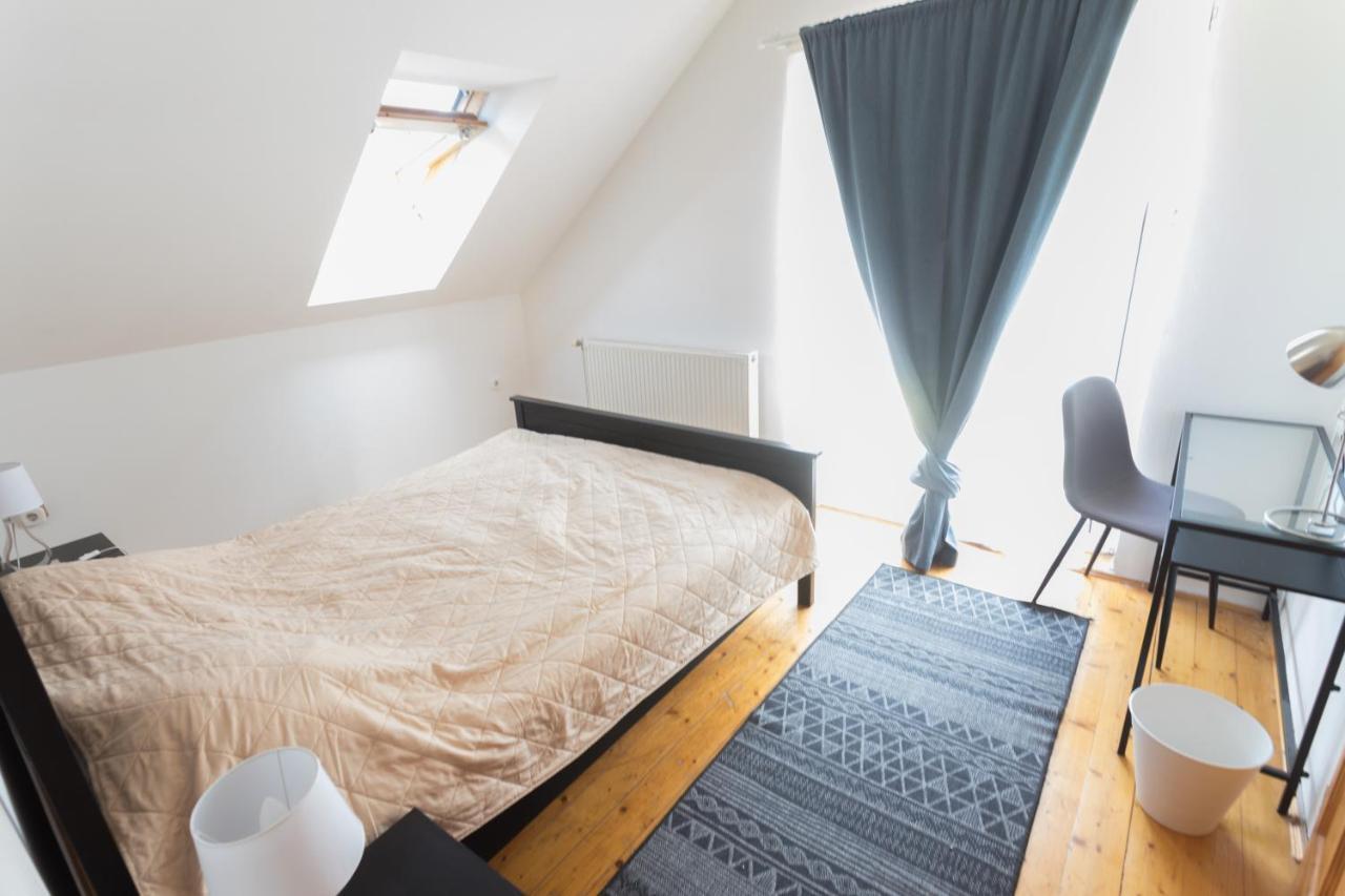 Hi-Bp Garden City Batsanyi Apartment 3 Rooms, Apartment Upstairs Near The City Train With Free Parking Budapest Eksteriør billede