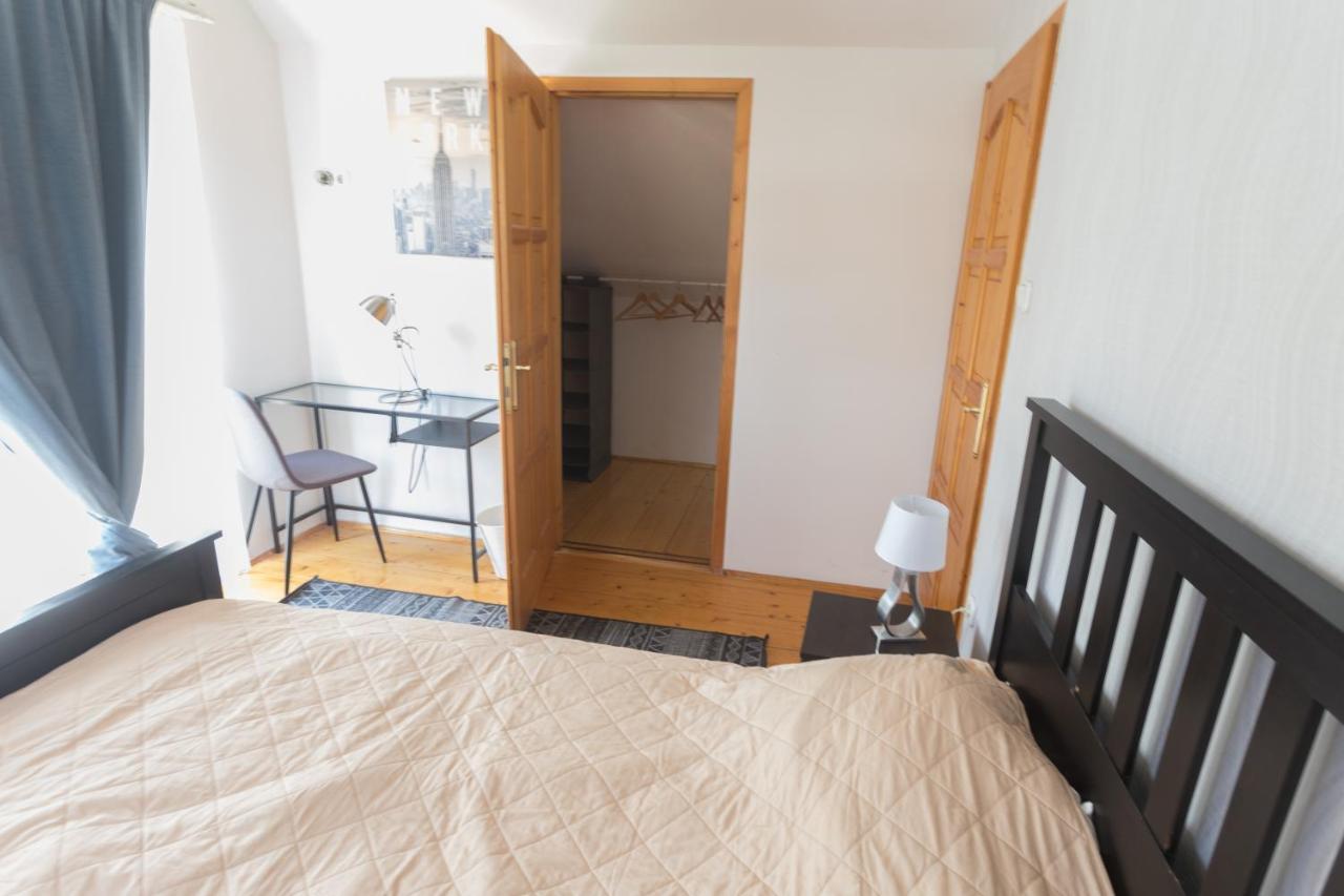 Hi-Bp Garden City Batsanyi Apartment 3 Rooms, Apartment Upstairs Near The City Train With Free Parking Budapest Eksteriør billede