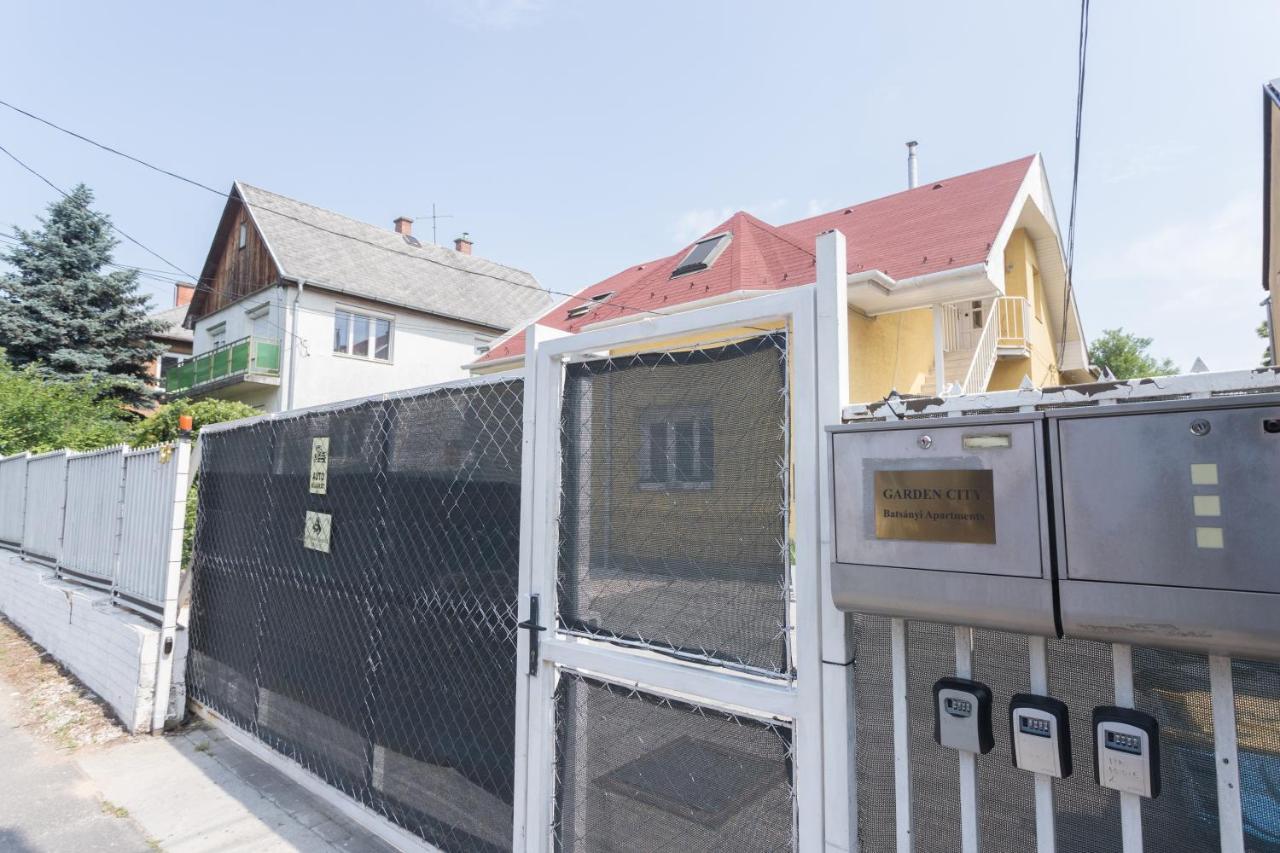 Hi-Bp Garden City Batsanyi Apartment 3 Rooms, Apartment Upstairs Near The City Train With Free Parking Budapest Eksteriør billede