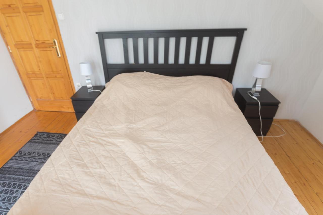Hi-Bp Garden City Batsanyi Apartment 3 Rooms, Apartment Upstairs Near The City Train With Free Parking Budapest Eksteriør billede